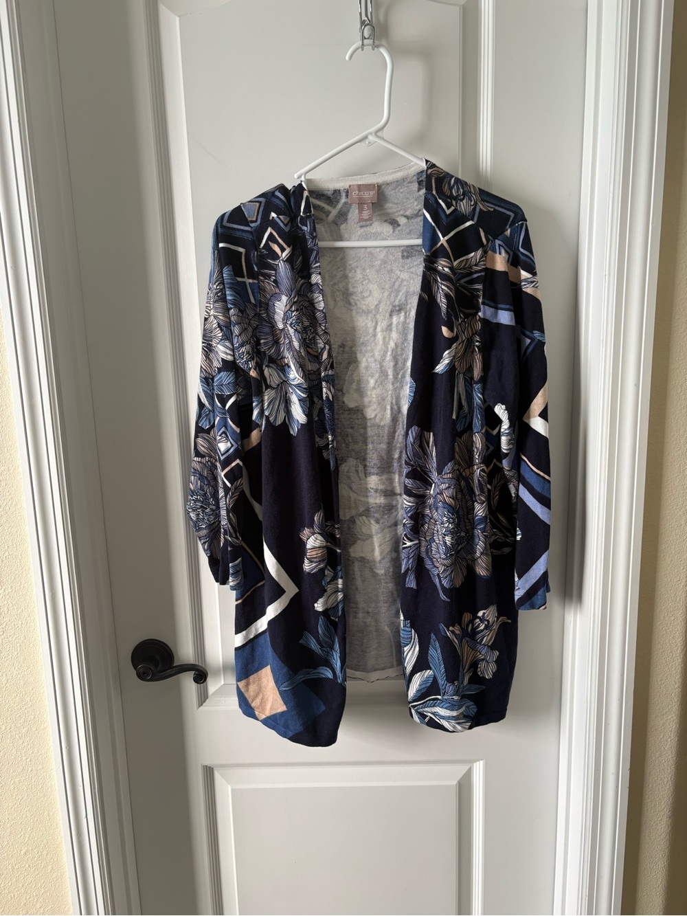 Chico's sz 3Navy Floral Open-Front Cardigan Blue and Cream XL 16 18